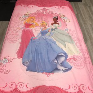 Disney Princess comforter and sheet set - Twin